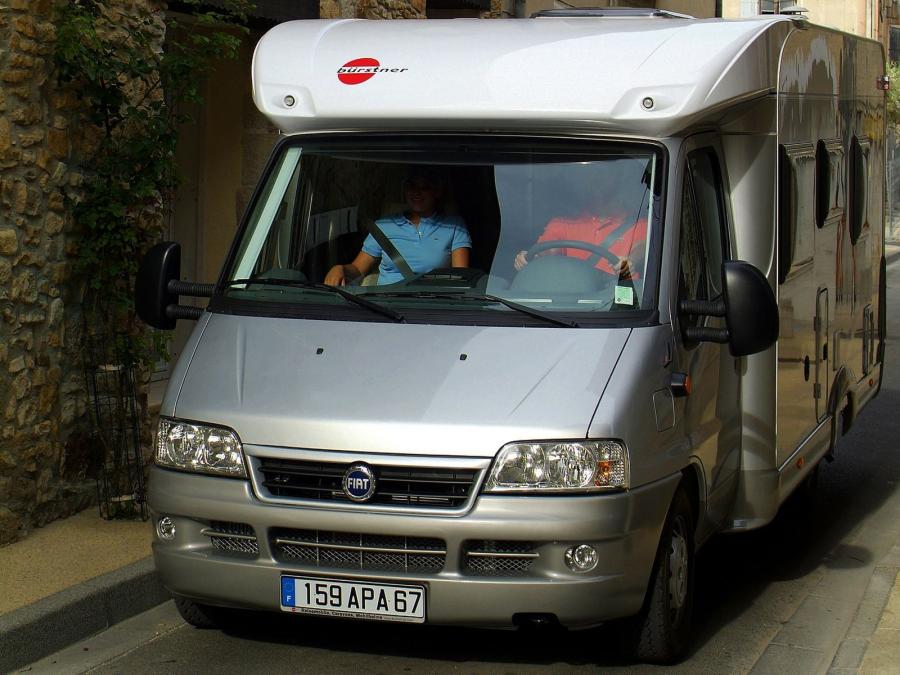  Burstner Solano T615 2005 года  (фото 2 из 3)